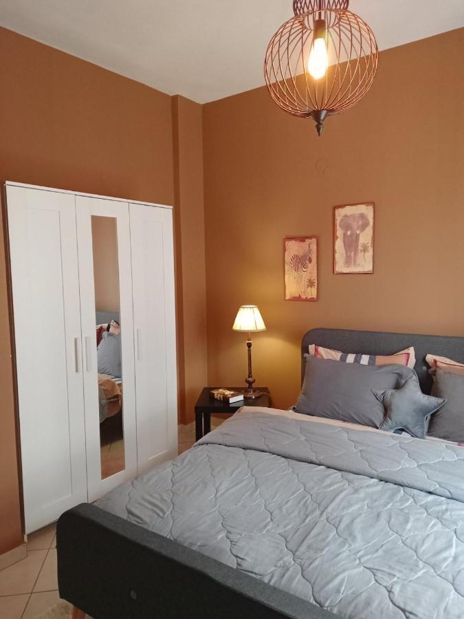 Central Artistic 2-Bedroom Apartment 79Sqm Tripoli Esterno foto